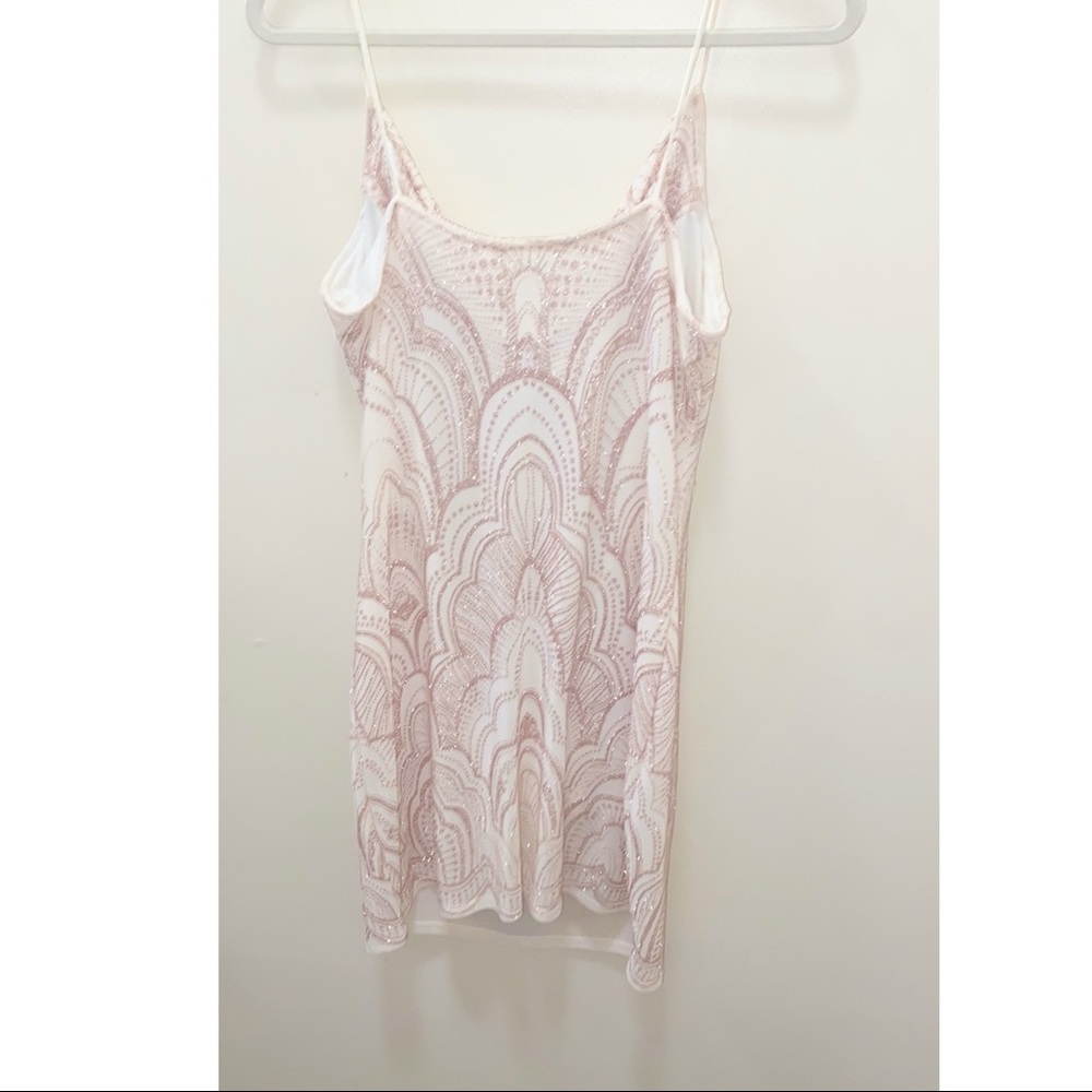 Dress - Picture 8 of 8